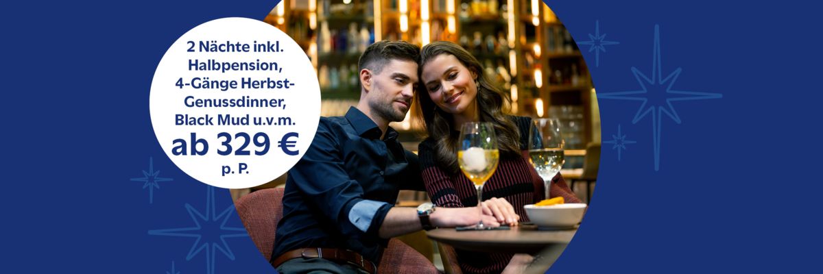 Verliebtes Pärchen an der Hotelbar
